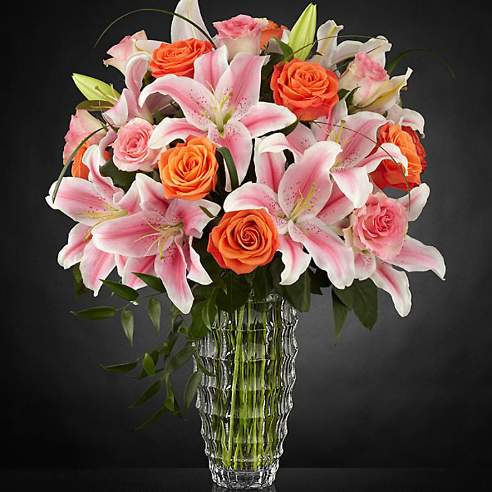The Sweetly Stunning&trade; Luxury Bouquet