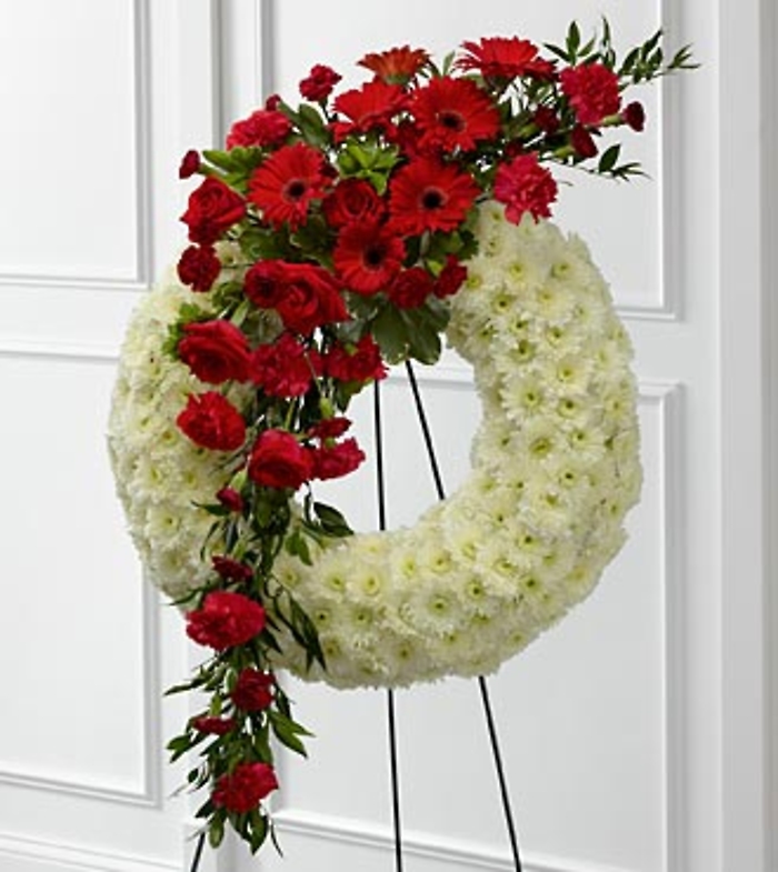 The Graceful Tribute&trade; Wreath
